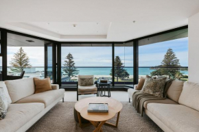 Oceanfront Designer Home Sea Views Pool and Gym